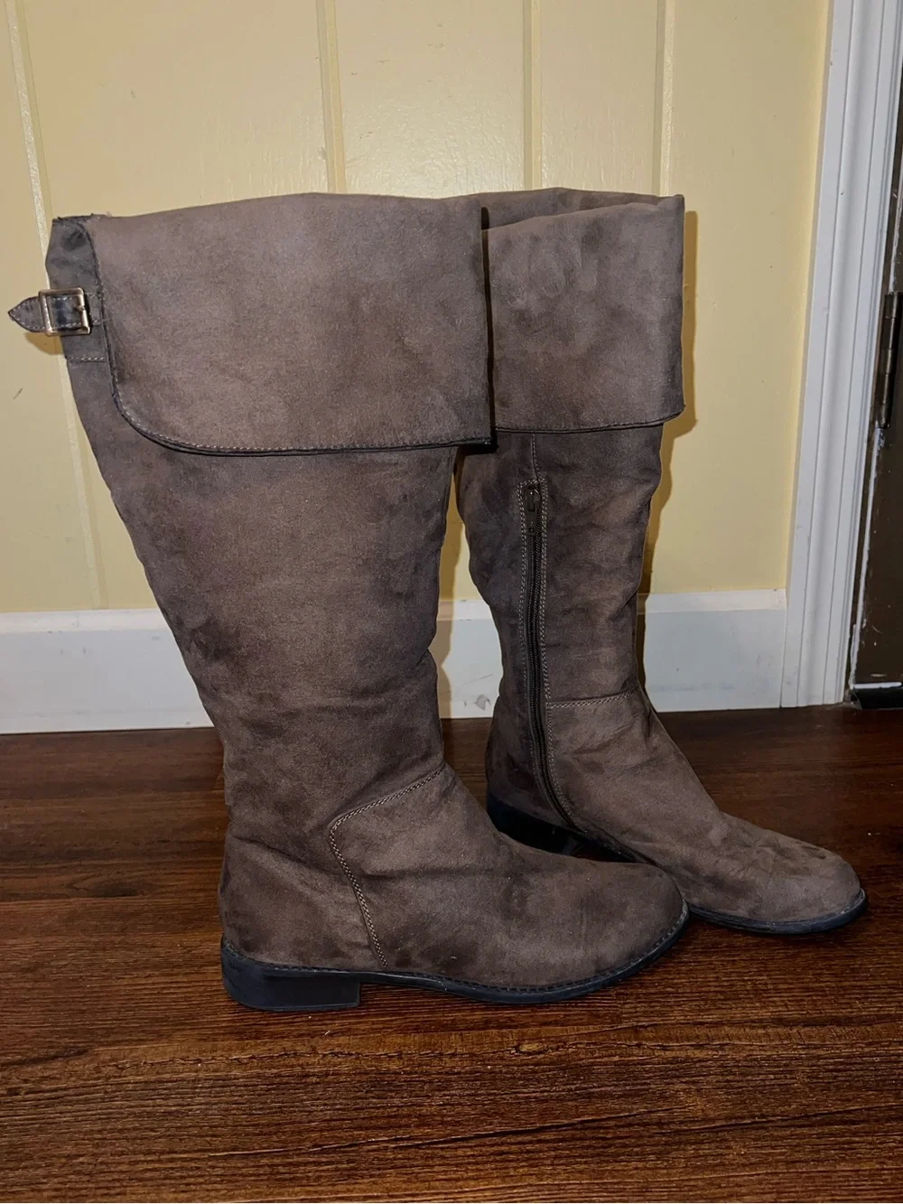 Candies Over the Knee Taupe Faux Suede Boho Y2K Boots Size 8.5